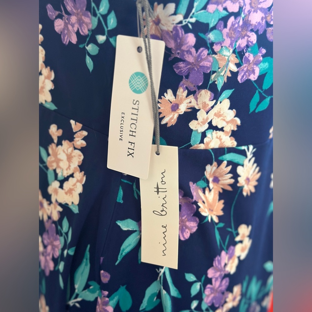 Nine Britton Kellie Knit Maxi Dress | Navy Floral - Picture 6 of 7
